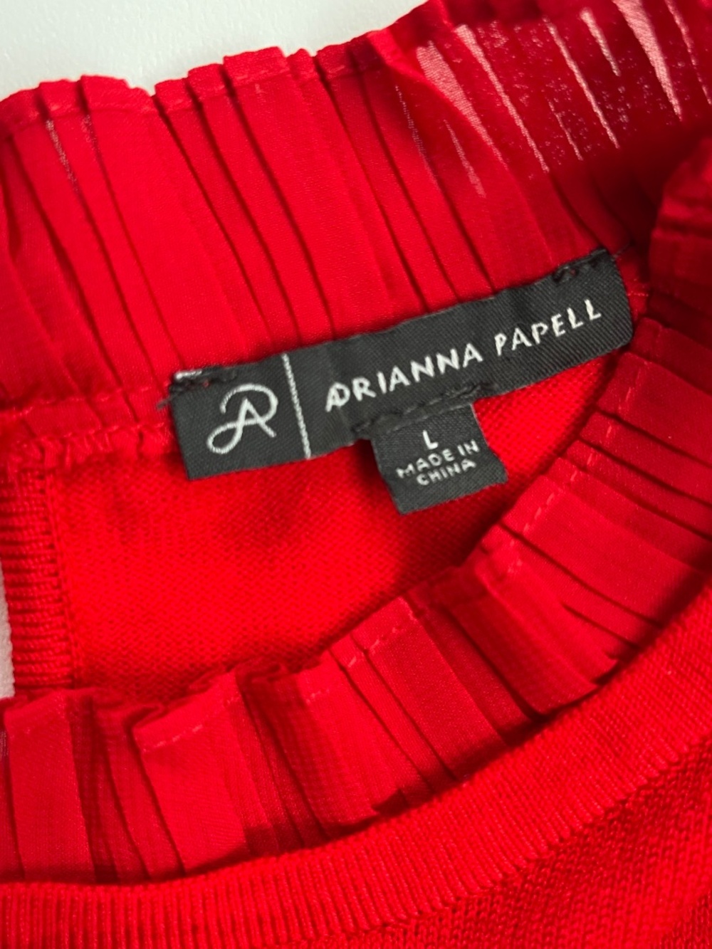 Adrianna Papell Crimson Red Pleated Sleeve Knit Sweater sz L Classic Beauty